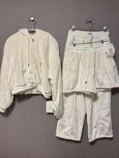 スナイデルホーム フリース セットアップ ルームウェア アイボリー