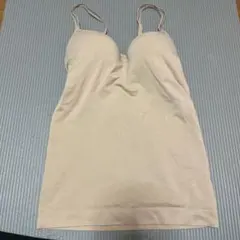 tu-hacci ベージュ ブラ付きキャミソール Mサイズ 早い者勝ち‼️