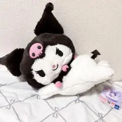 Sanrio Kuromi 寝そべり ぬいぐるみ タグ付きです！のサムネイル