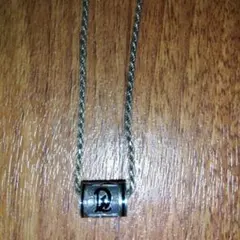 【5000円均一セール!銀製】シルバーネックレス 円筒形ペンダントトップ