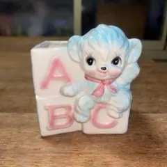 ヴィンテージ陶器1950年ピンクTeddyBearonABCBlock - メルカリ