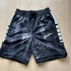 Nike DRI-FIT ハーフパンツ Mサイズ
