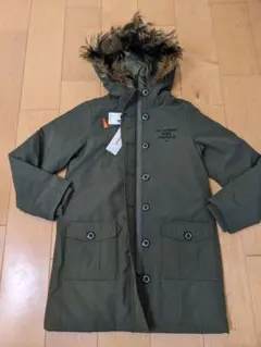 新品LOVETOXICキッズコート　サイズМ　150センチ相当 カーキ