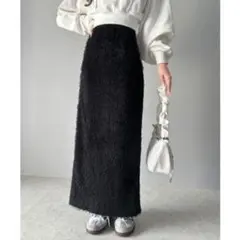 『mily bilet 』バックスリットシャギーストレートスカート　S