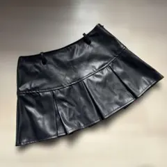 レザー　プリーツミニスカート　ブラック　Sサイズ