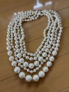 多層式ホワイトパールネックレス