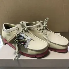 Clarks クラークス