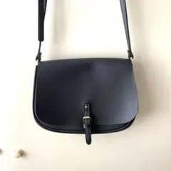 黒 ショルダーバッグ 合成皮革