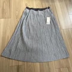 UNIQLO プリーツスカート グレー Mサイズ 新品のサムネイル
