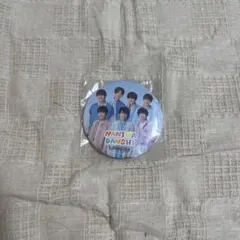 なにわ男子　LAWSON 缶バッジ