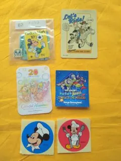 ディズニー　ミッキー　ダッフィー　トイ・ストーリーなどステッカーやカード