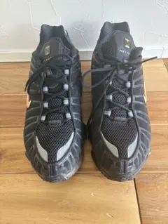 Nike Shox r4スニーカー ブラックゴールド ナイキ ネイマール27.5