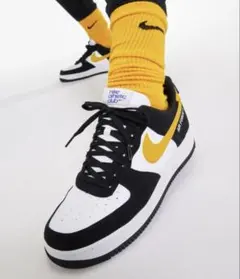 NIKE Air Force 1 '07 LV8 ブラック 24.5cm