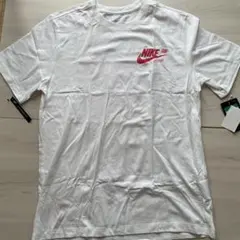 NIKE トレーニングTシャツのサムネイル