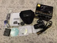 Nikon D5600 18-55 vr Kit＋ストロボなど付属品多数 - メルカリ