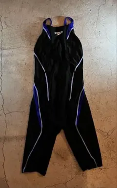 た*ー様 Speedo スポーツ用水着 黒/青　サイズS