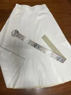 ベルト付きZARA☆フェイクレザーフレアスカート