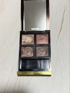 トムフォードTOM FORD アイカラークォード 03A ボディヒート - メルカリ