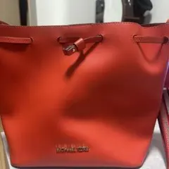 MICHAEL KORS バケットバッグ レッド