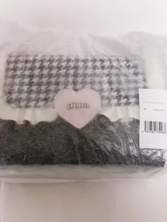 な*ぎ様 pium 千鳥柄ハートフリルミニウォレット ブラック な*ぎ様 pium 千鳥柄ハートフリルミニウォレット ブラック 【公式通販】