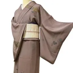 A141愛華 着物 訪問着　茶色　葡萄柄 正絹　フォーマル
