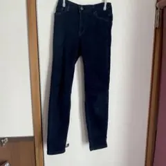 ユニクロ　ダークブルー スキニージーンズ
