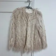ピンクファーショートジャケットのサムネイル