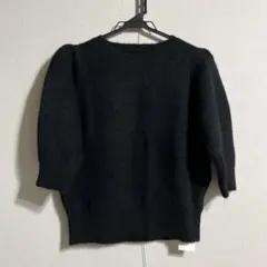【未使用】titivate　黒 パフスリーブ 半袖ニット Mサイズのサムネイル