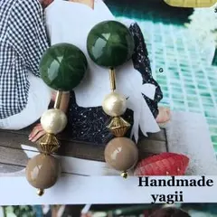 64 インポートカボションとパール 大ぶりピアス・イヤリング