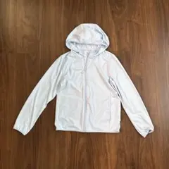 UNIQLO UVフード付きジップアップパーカー 150 美品　ライトブルー