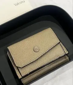【美品】Valextra オイスターグレー　三つ折り財布のサムネイル