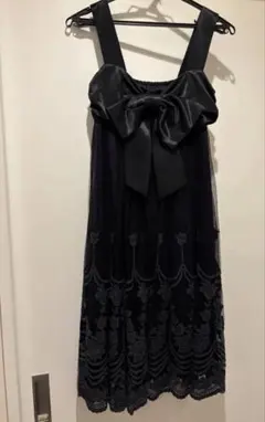 メトリーゼ　膝丈レースドレス　ワンピース