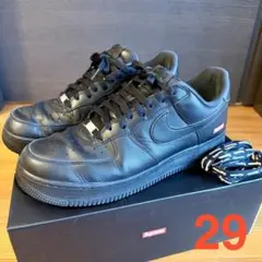 Supreme × Nike AirForce1 Low 