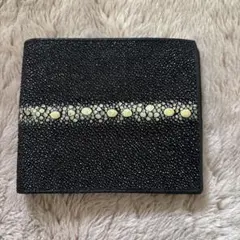 エイ革　二つ折り財布　黒