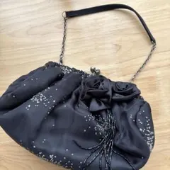 ビーズ装飾 黒 クラッチバッグ