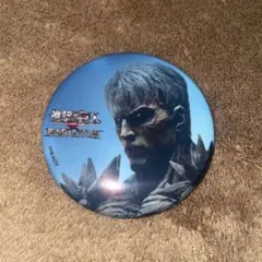 進撃の巨人　リヴァイ　缶バッジ　富士急ハイランド　10点　リヴァイ兵長　限定 進撃の巨人 富士急ハイランド 缶バッジ リヴァイ ① - メルカリ