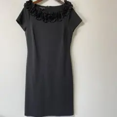 【超美品】ローラアシュレイ　半袖ワンピース 38 黒　花　フリル　春夏秋