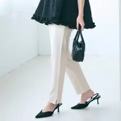 【新品未使用】パール付きストレッチスリットパンツ　coca