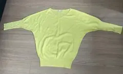 新品　Urban Research イエロー Vネック ニット