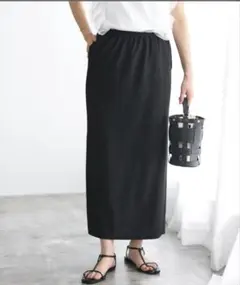 pierrot ピエロ　ラメ入り ロングタイトスカート 黒のサムネイル