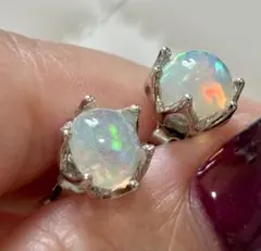 オパール ピアス(両耳用)