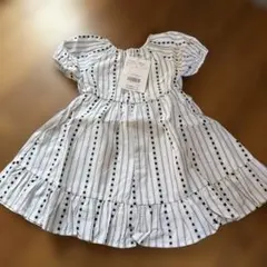 BEBE ワンピース 90cm 新品　タグ付きのサムネイル