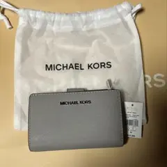 マイケルコース 二つ折り財布【新品•未使用品】