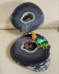 トレジャー瑪瑙 ドゥルージーアゲート トルマリン共生 聚宝盆 約5キロ シュガー