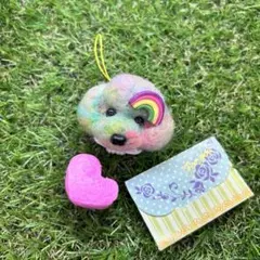 幸運の虹色トイプードル　レインボーちゃん2匹セット　ストラップ