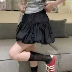 インナーパンツ付きフロントリボンバルーンナイロンフレアミニスカート