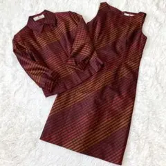 Item thumbnail for item 19823183-42bb-4fae-bbcf-a73eb5c0b4e4