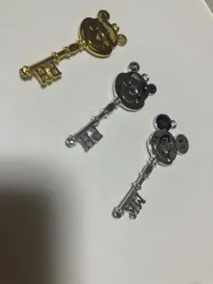 Disney チャーム カプセルトイ