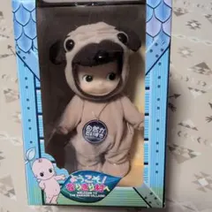 パグの着ぐるみ キューピー ぬいぐるみ