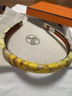 HERMES カチューシャ ヘアバンド イエロー系 新品未使用のサムネイル